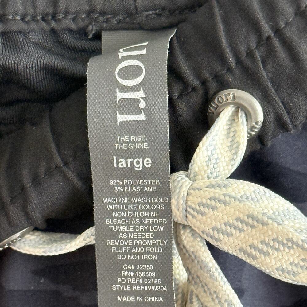 Vuori Clementine Shorts Womens Sz L Black Camo 3” Lined Athletic Running Gym - Picture 12 of 14